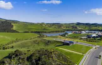 154 Rangitahi Road, Raglan