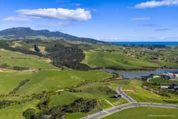 154 Rangitahi Road, Raglan
