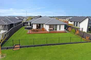 62 Tiritiri Moana Drive, Pegasus