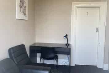 Room 3/ 54 Queen Street, North Dunedin