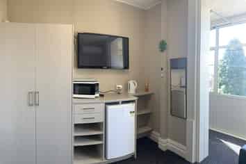 Room 3/ 54 Queen Street, North Dunedin