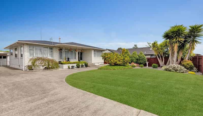 4 Belvedere Crescent, Takaro
