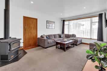 4 Belvedere Crescent, Takaro