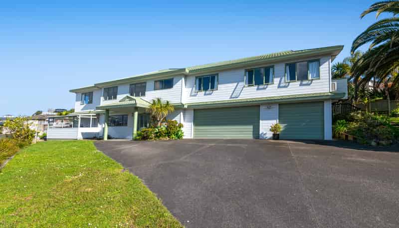 26 Waldorf Crescent, Orewa