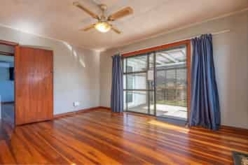 14 Hall Street, Foxton