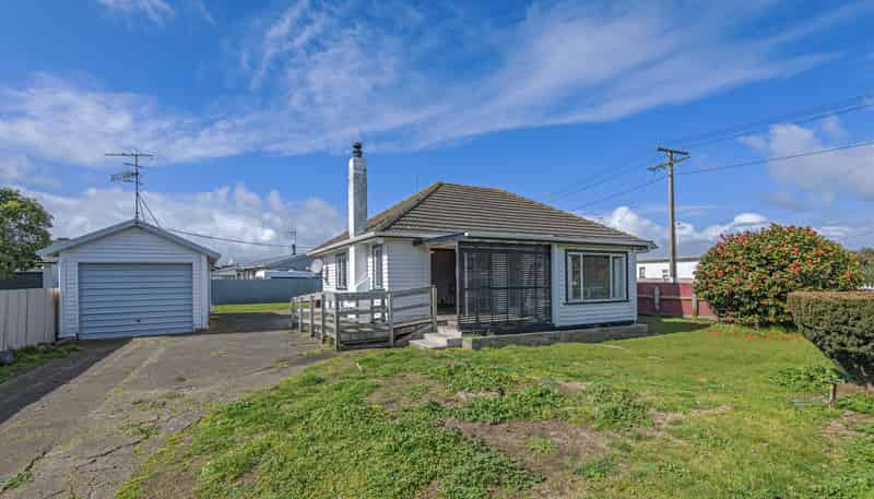 14 Hall Street, Foxton