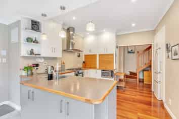 6 Awatea Terrace, Hokowhitu