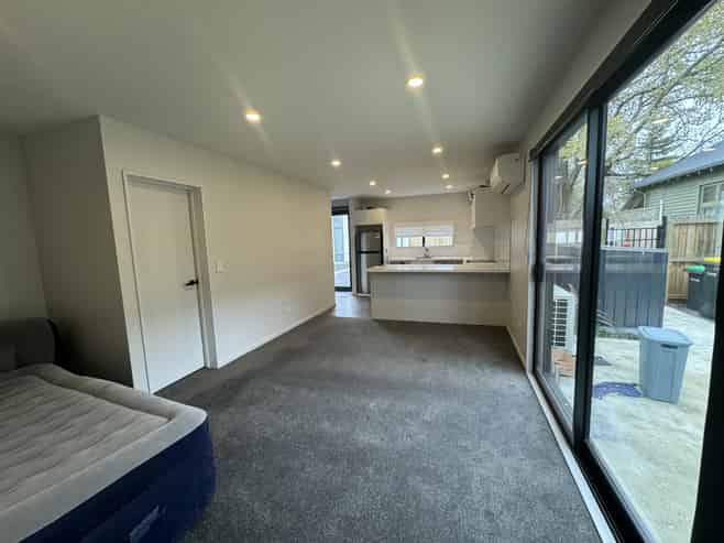 2/40 Norwich Street, Linwood