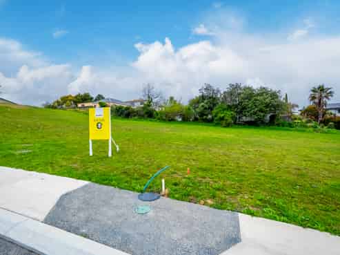 19 Whenuateitei Crescent, Stanmore Bay