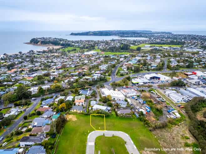 19 Whenuateitei Crescent, Stanmore Bay