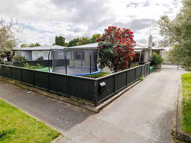 39 Akaroa Avenue, Awapuni