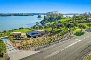 15 Grant Street, Mahurangi East