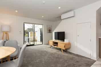 2/158 Kilmore Street, Christchurch Central