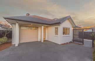 4/15 Derrett Place, Saint Martins