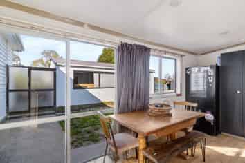 6 Aynsley Street, Parkside