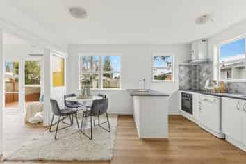 25 Romney Place, Manurewa