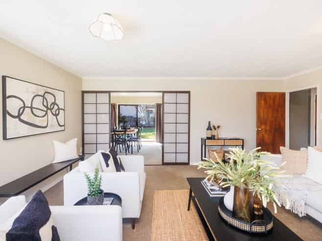 44 Chippendale Crescent, Highbury