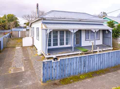 4 Lowther Street, Whanganui Central