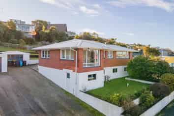 5 Hobbs Street, Waimataitai