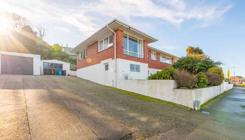 5 Hobbs Street, Waimataitai