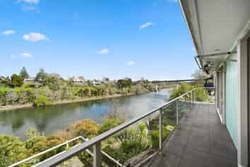 3/355 River Road, Claudelands
