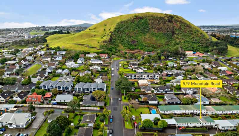 5/9 Mountain Road, Mount Wellington