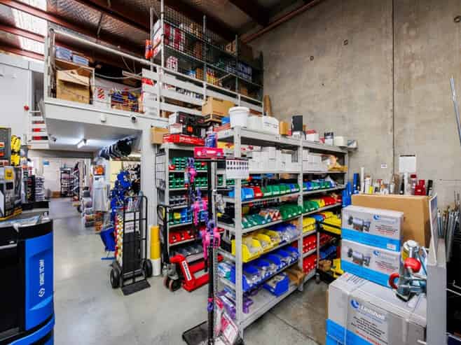 292sqm Industrial Opportunity - Vacant Possession 