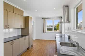4 Ross Street, Levin