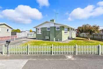 4 Ross Street, Levin