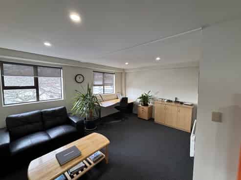 Compact Office Space with Great Accessibility