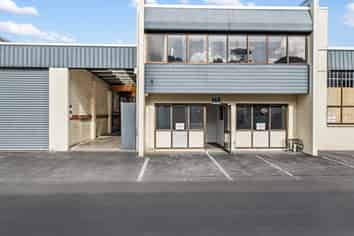 Rare Industrial Warehouse in Henderson