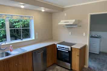 15 Tiffiney Place, Chartwell