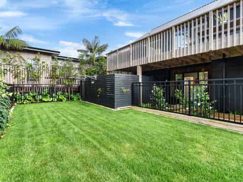 63 Brooklands Road, Brooklands