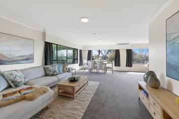138 Reid Road, Glenbrook