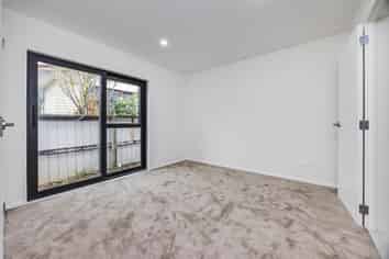 14D Friesian Drive, Mangere