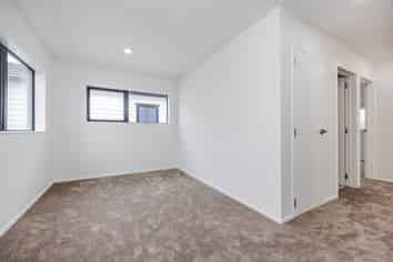 14D Friesian Drive, Mangere