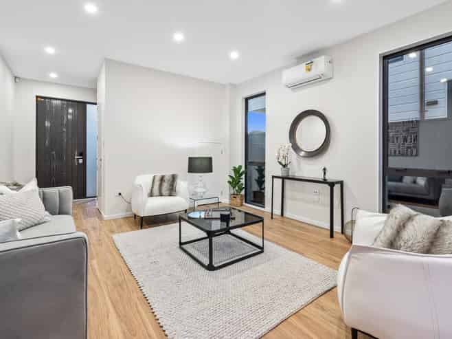 33D Stanley Avenue, Milford