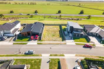 66 Pelorus Ave, Poraiti