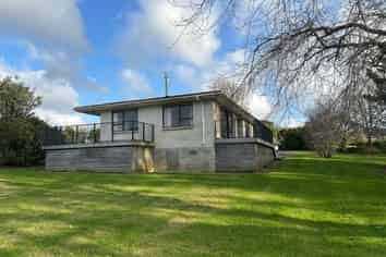 37 Sharp Road RD 2, Warkworth