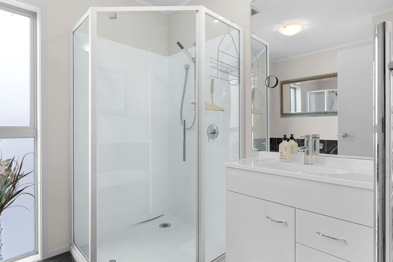 GREAT VALUE at THE VILLAGE – pohled 6