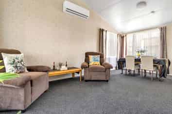 8 Emerald Place, Chartwell