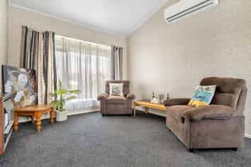 8 Emerald Place, Chartwell