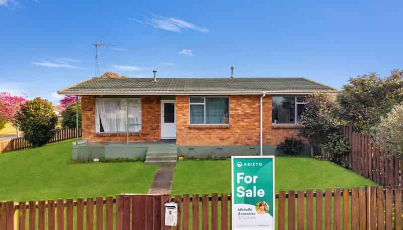 8 Emerald Place, Chartwell