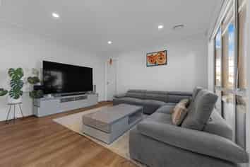 135 Argento Avenue, Flat Bush