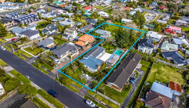 12 & 14 Blacklock Avenue, Henderson
