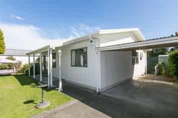 810 Sylvan Road, Mayfair