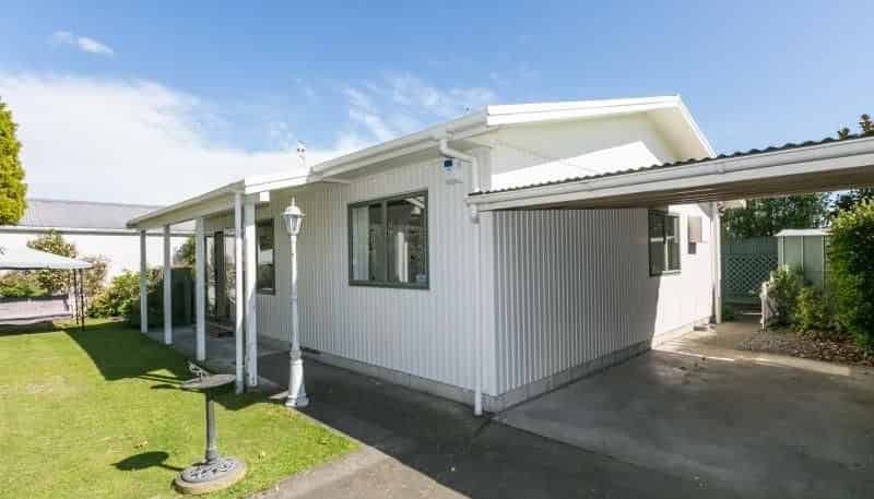 810 Sylvan Road, Mayfair