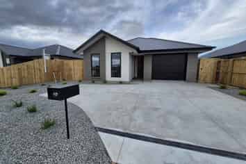 13 Nancy Wake Street, Rolleston