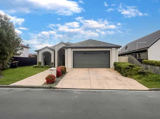 6 Henridge Place, Avonhead