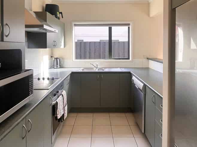 6 Henridge Place, Avonhead